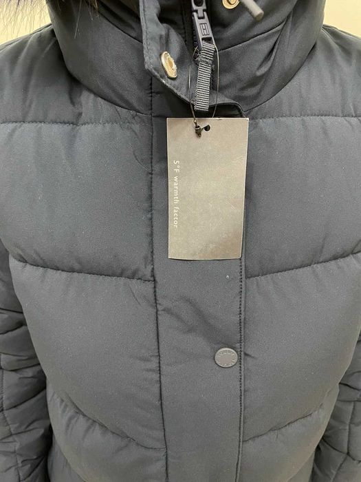 Куртка TOMMY Hilfiger новая