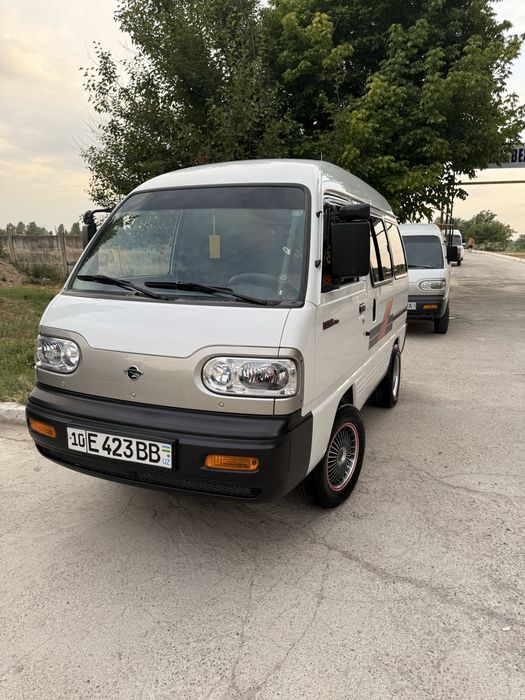 Damas sotiladi bir qoʻl xaydalgan