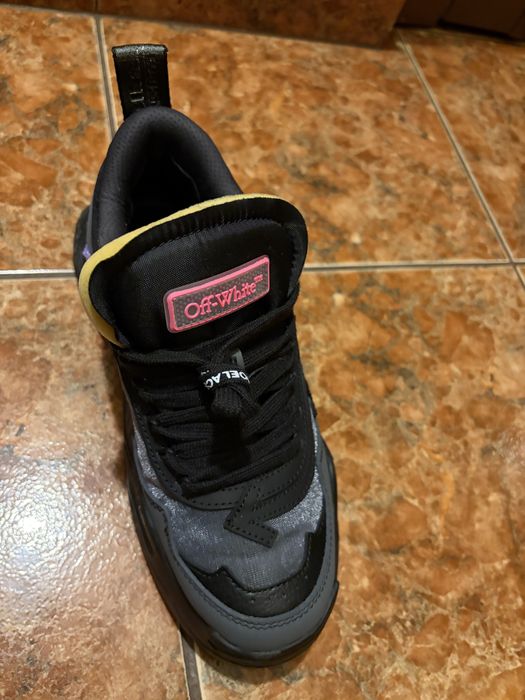 Adidasi Off White odsy sneakers