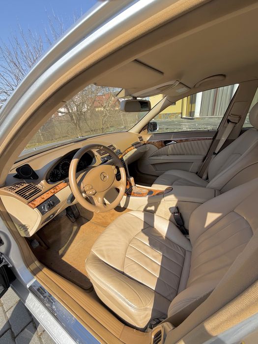 Mercedes E220 AUTOMAT