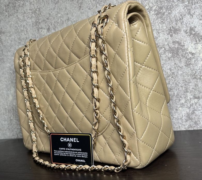 Чанта Chanel със сертификат