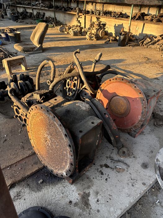 Миксер автобетоносмеситель