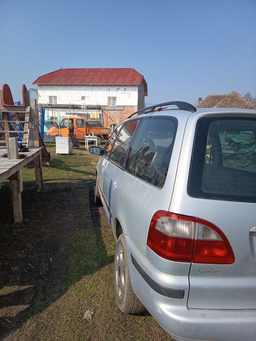 Vând Ford Galaxy