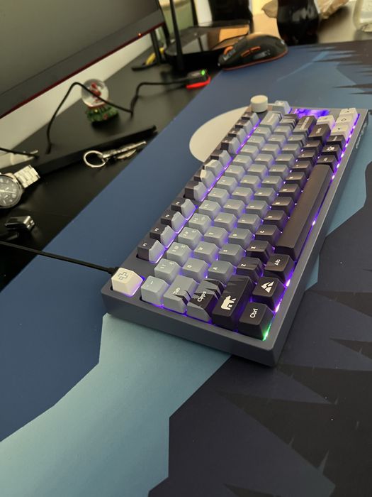 Tastatura QwertyKey75 Carpathian