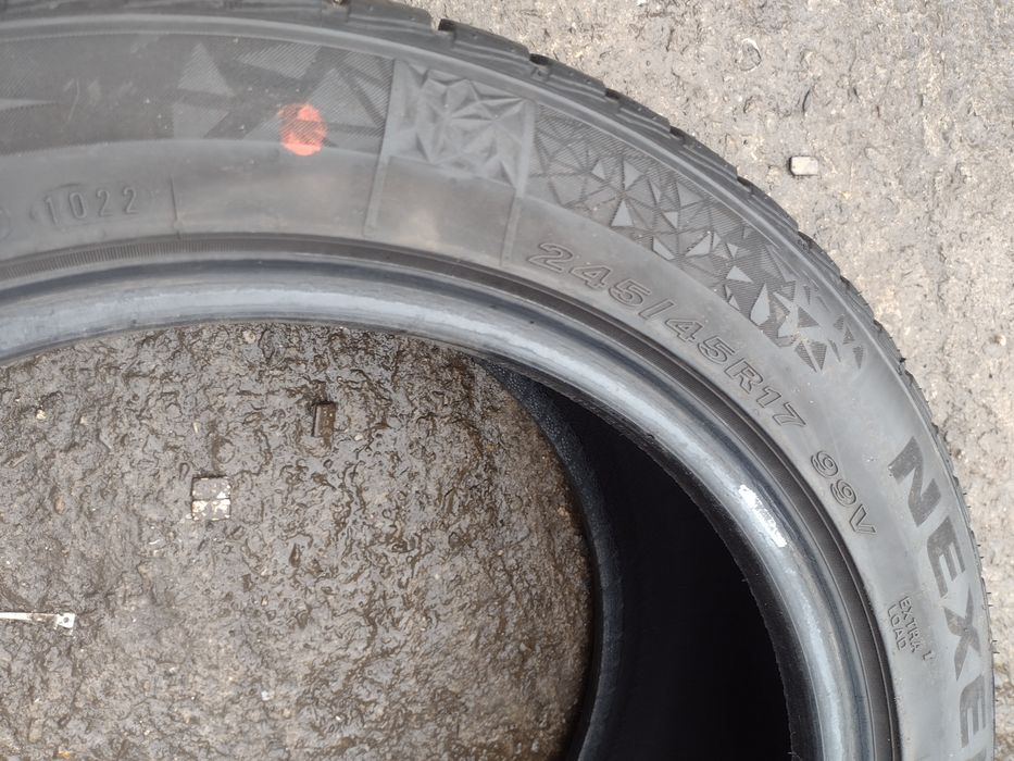 Nexen 4бр.245/45/17 дот3522