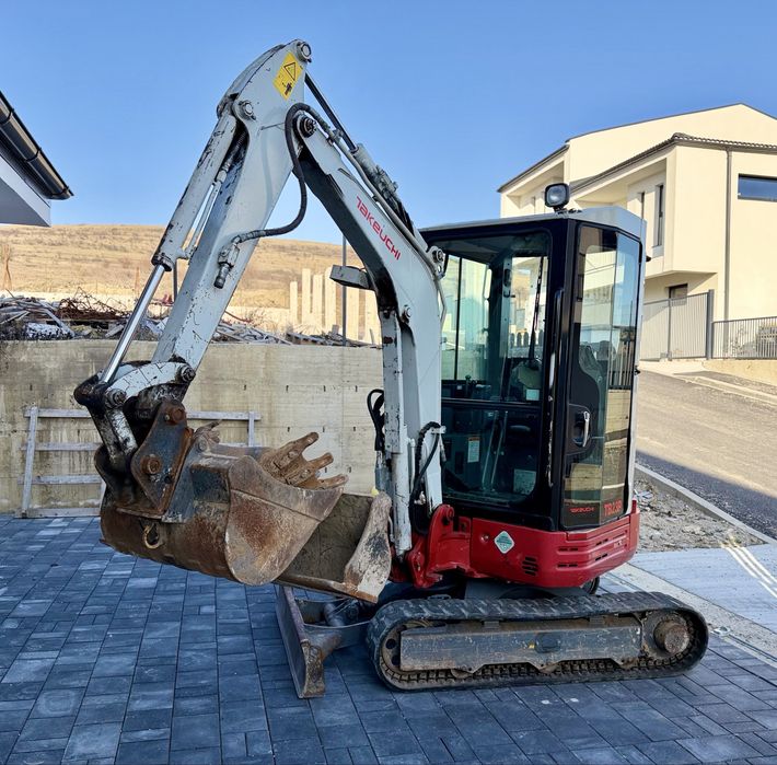 Vand miniexcavator Takeuchi TB23R
