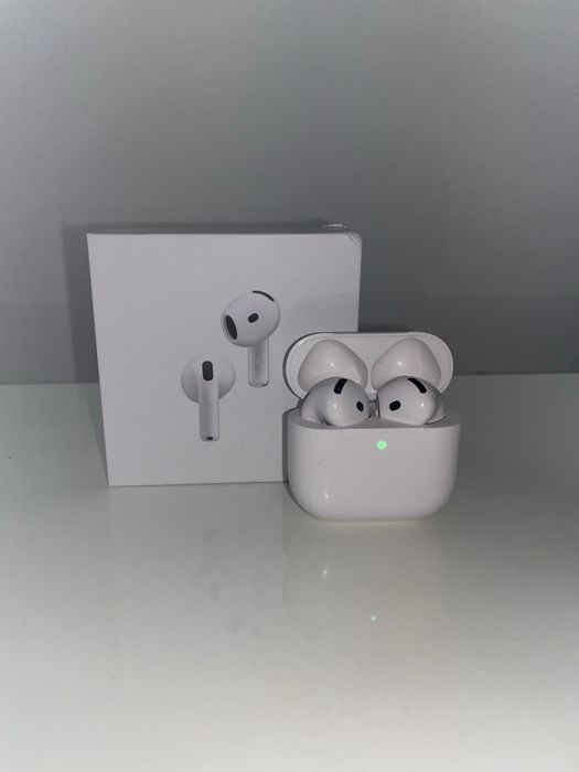 Casti AirPods 4 ANC