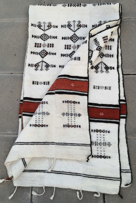 Тъкана  завивка 100% вълна