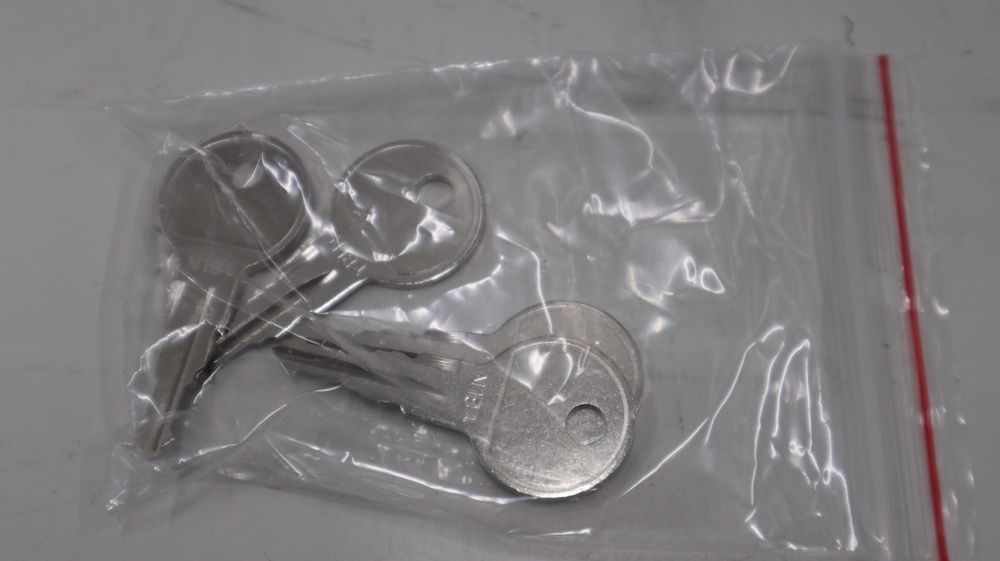 Напречни греди / релси за таван багажник БМВ X7 Г07 BMW G07