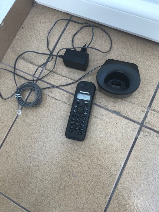 Стационарен безжичен телефон Panasonic KX TGA 131 FX