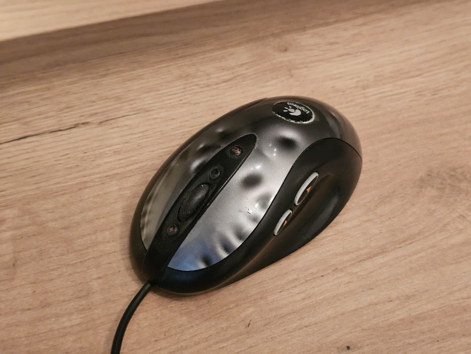 Logitech MX518 легендарная игровая мышка