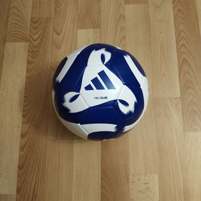 Футбольный мяч adidas Tiro Club, новый (оригинал, Пакистан)