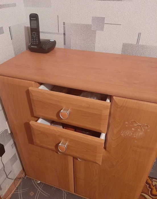 Продам тумбу/комод(Польша)