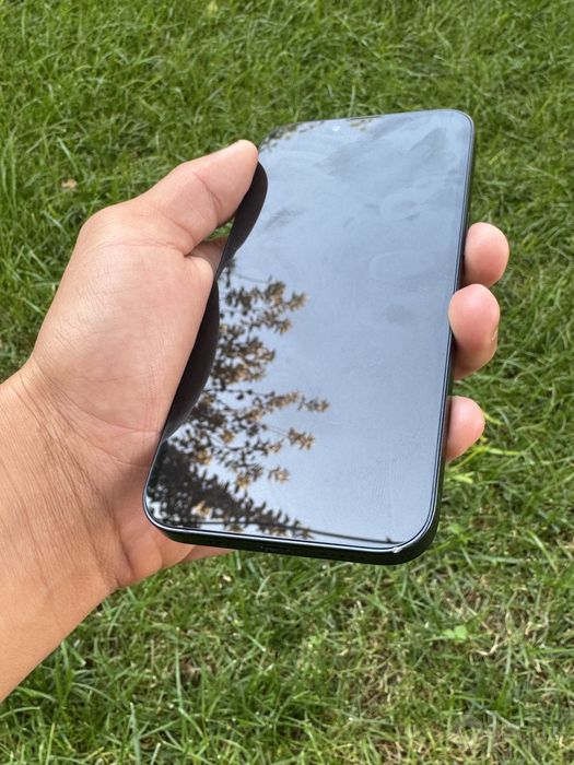 Iphone 13 sotiladi