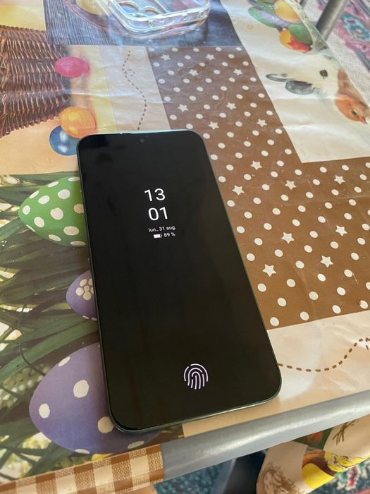 Vând smartphone Oppo Reno