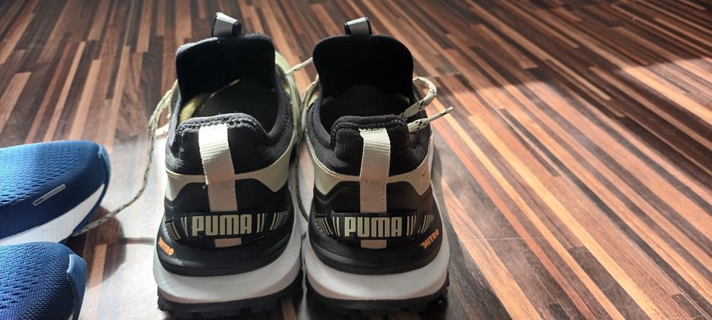 Adidasi Brooks și puma