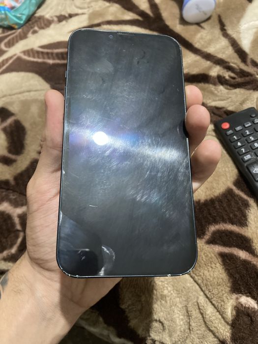 Vand iphone 13 Sau schimb cu PC/Laptop