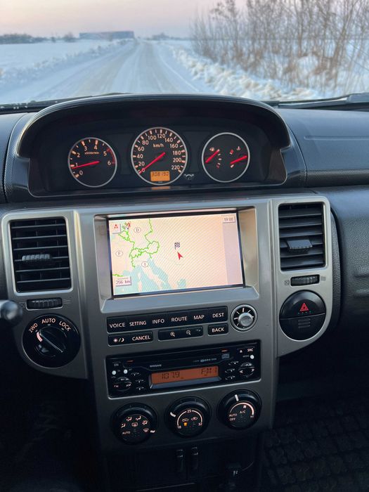 Nissan X-Trail 2.2 dCi 4x4 | Trapă | Anvelope A/T | Fiscal pe loc