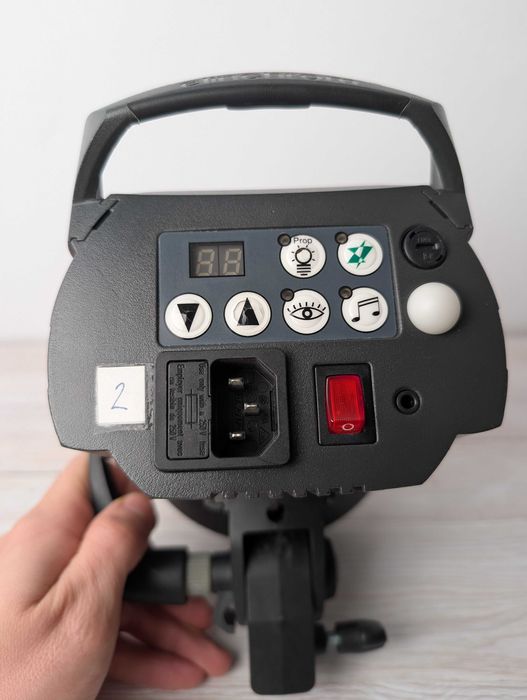 Kit 2 blitzuri Elinchrom D-lite RX 2 + triggere + softobox + reflector