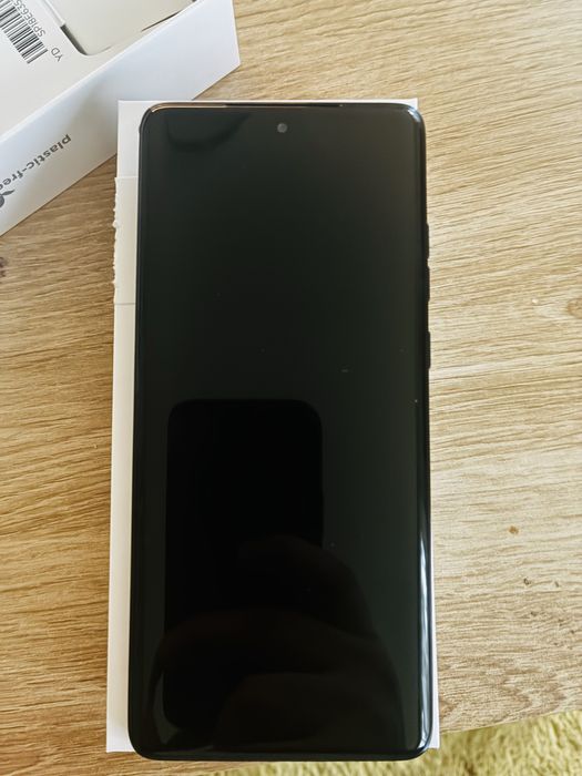 Motorola EDGE 60 256gb - чисто нов