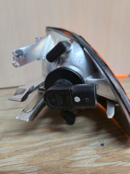 Поворотник на бмв е46