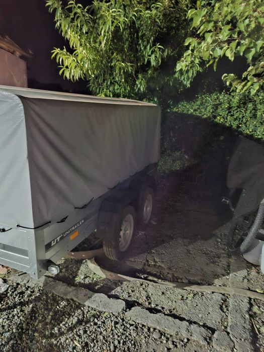 Vand remorca unitrailer 750 kg 2 axe