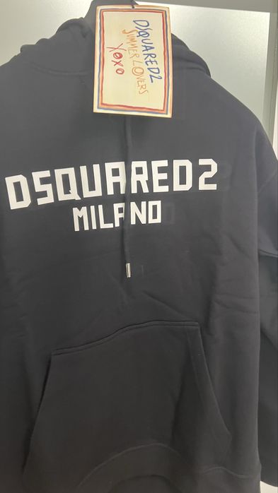 Суитчъри DSQUARED2 MILANO. .Пълна серия от S до XXL.С етикети,всилко