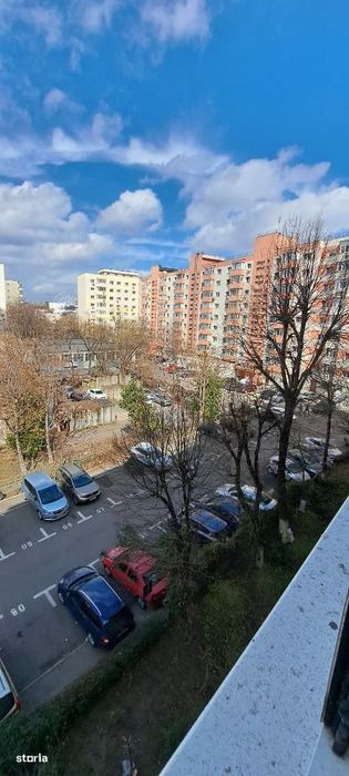 Apartament 3 camere decomandat Tei - Centrală Termică - Parcare - Boxă