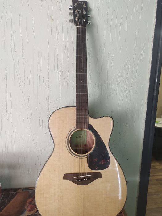 Гитара Yamaha FSX800C
