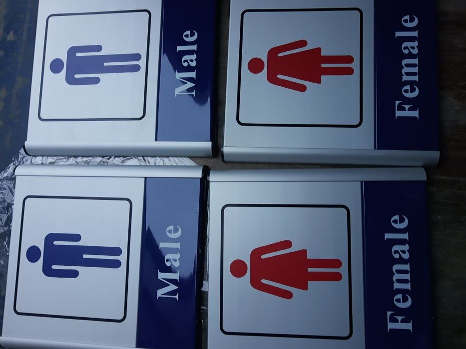 Продавам метални табелки за тоалетна