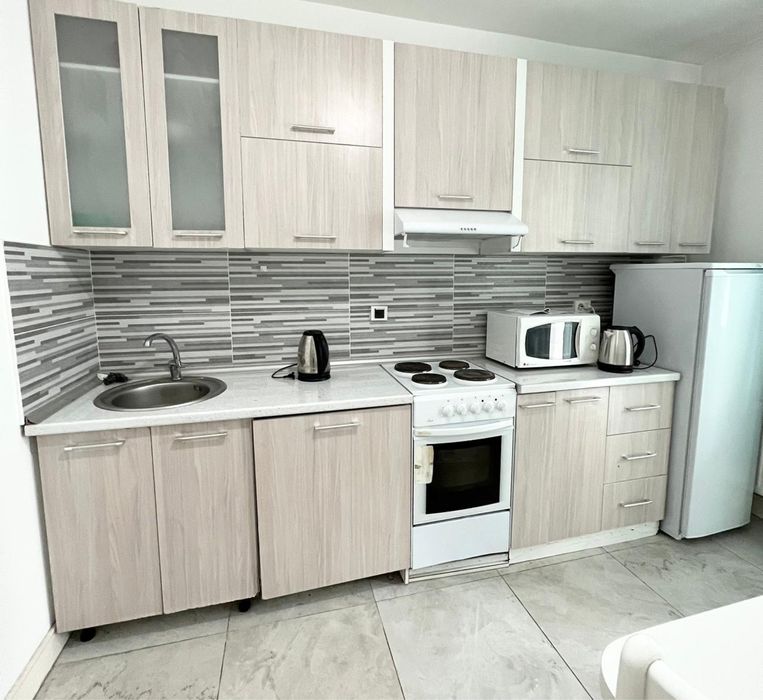 Квартира посуточно Абая 130