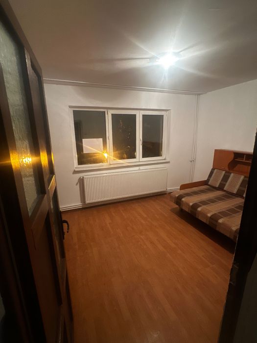 Apartament de vanzare 2 camere , Craiovita Nouă