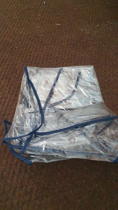 Бебешка количка с кошница, чанта и дъждобран