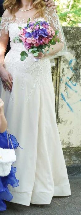 Rochie mireasa deosebita