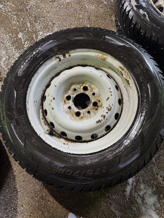 Диск с резиной r13 175/70