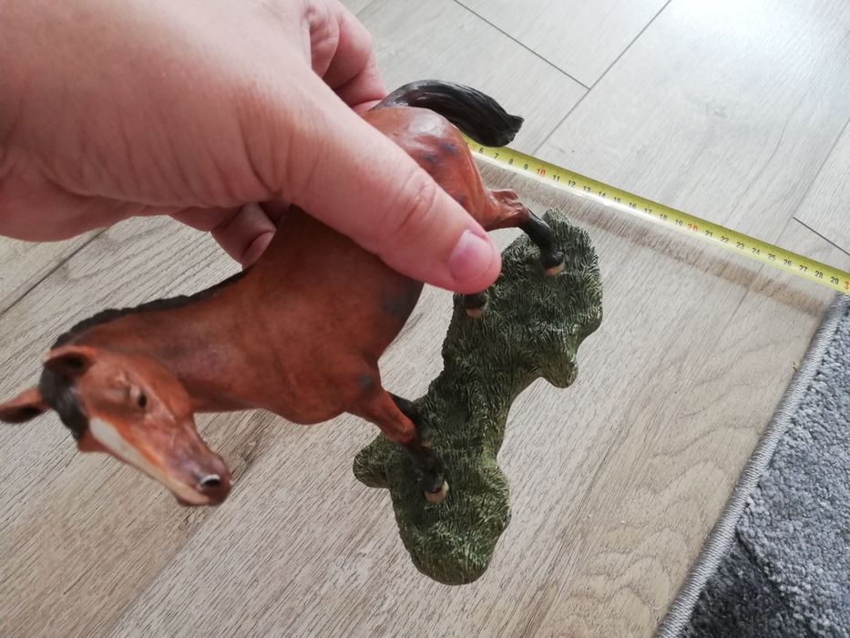 Calut.  Statueta vechie