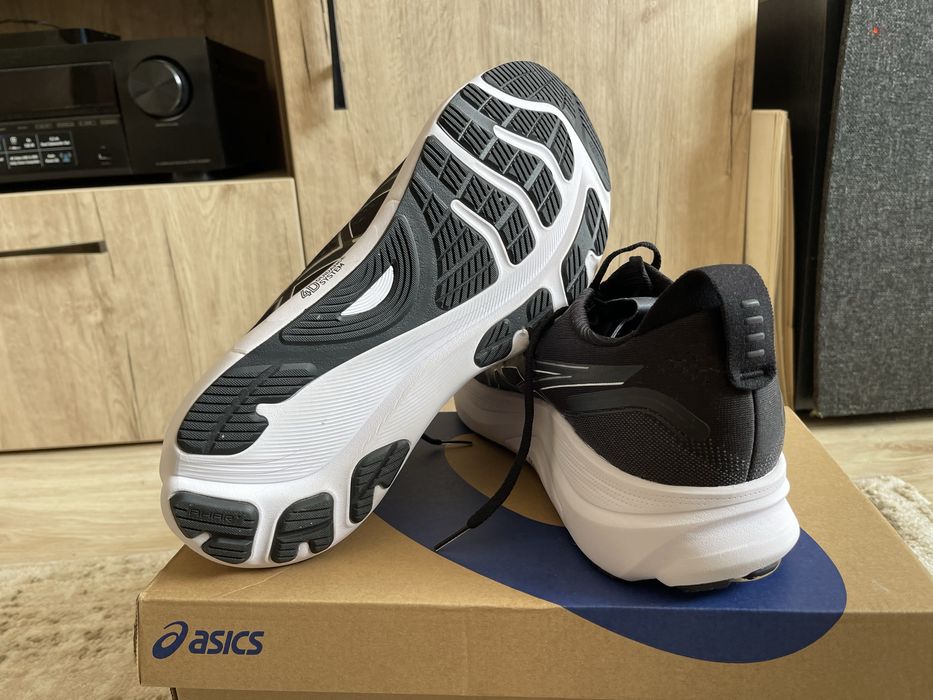 Asics Gel-KAYANO 32