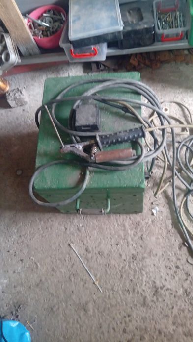 Vând transformator sudură