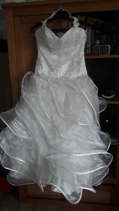 Сватбена / официална рокля