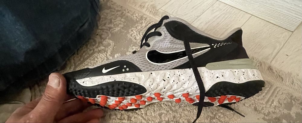 Nike сатылады барлык жери жаксы