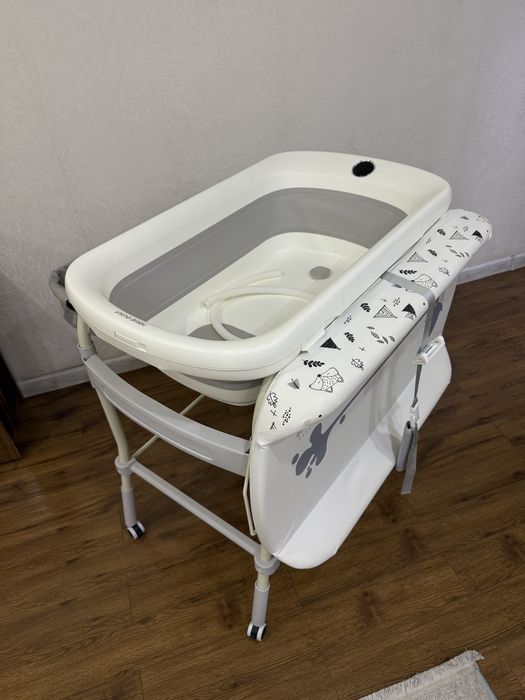 Пеленальный столик