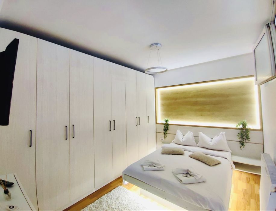 Lux Regim Hotelier Vis a Vis Iulius Mall/ Parcare