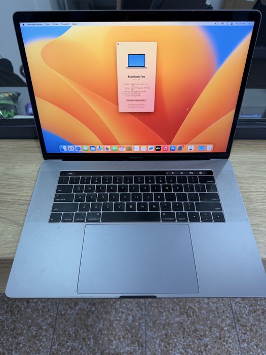 Macbook Pro 15” Touchbar 2018