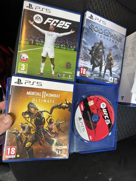 God of war Ragnarok Ufc 5 Mortal kombat 11 Fc 25 fifa Playstation ps 5