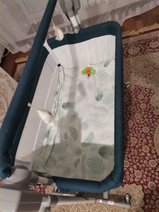 Продам электронный люлька качалка