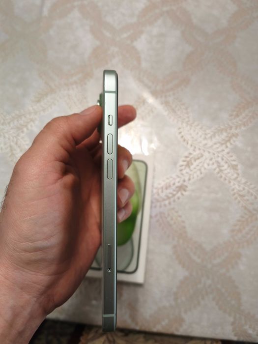 iPhone 15 plus green 128 GB 95%