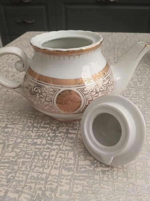 Чайник фарфор заварочный новый