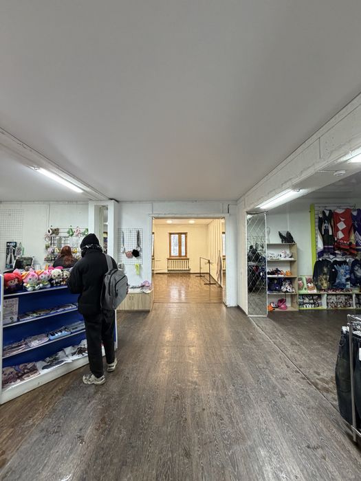 Сдам в аренду торговый дом