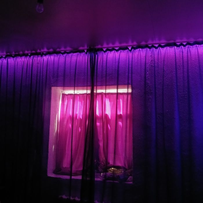 Подсветка шторы тюль
