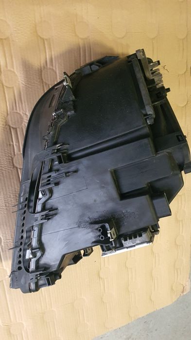 Far stanga Bmw F01,F02 xenon nonfacelift 2010-2013